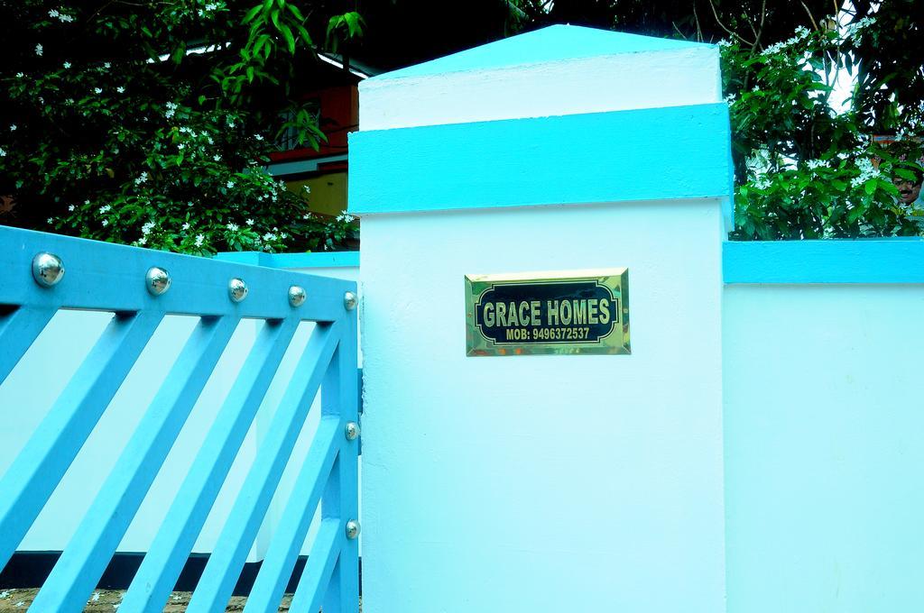 Grace Guest Home Thrissur Buitenkant foto