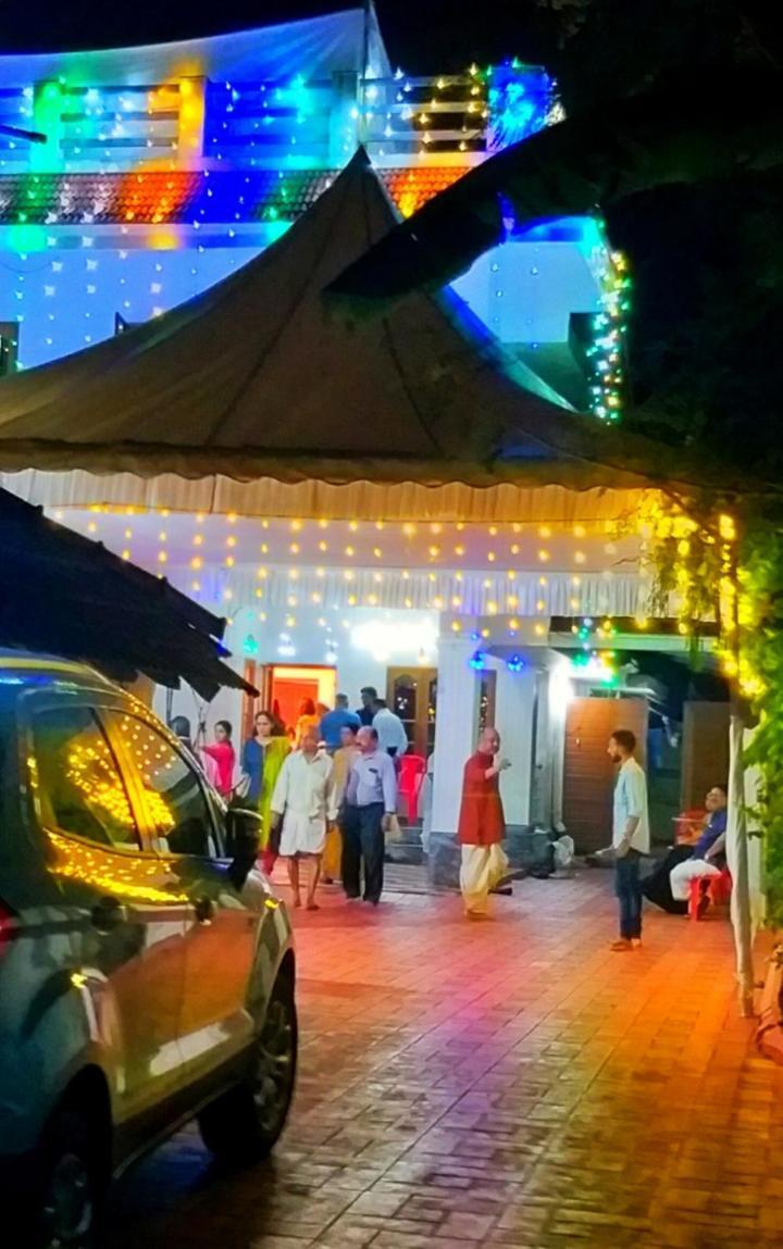 Grace Guest Home Thrissur Buitenkant foto